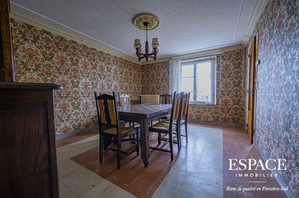 PONT-AVEN Maison de campagne à rénover sur un terrain de 12 153 m²