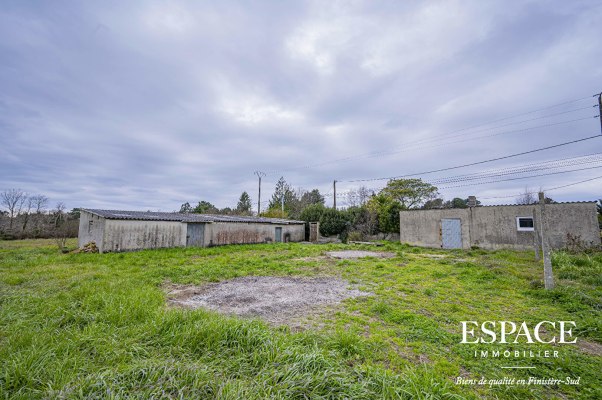 PONT-AVEN Maison de campagne à rénover sur un terrain de 12 153 m²