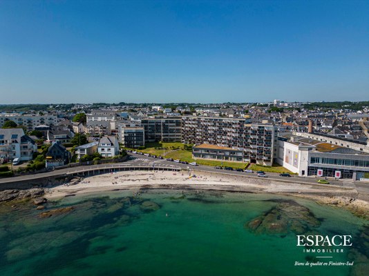 A vendre à Concarneau Corniche appartement de 84 m² avec balcon, parking et cave