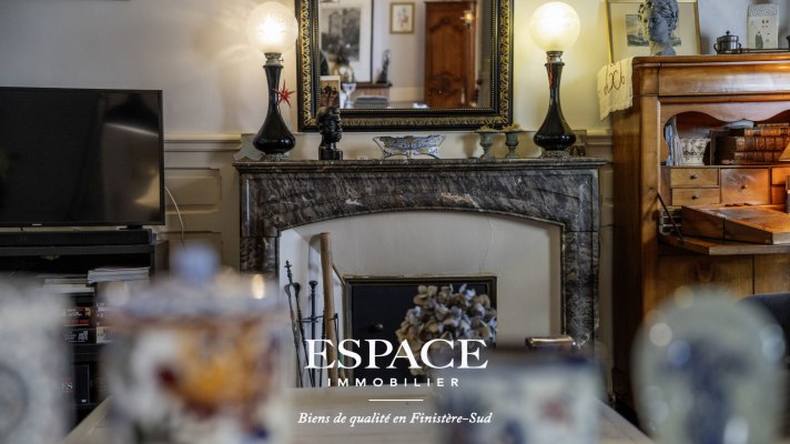 A vendre maison familiale avec garage et studio indépendant en plein centre-ville de Concarneau