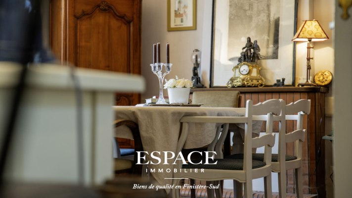 A vendre maison familiale avec garage et studio indépendant en plein centre-ville de Concarneau