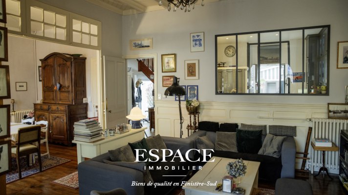 A vendre maison familiale avec garage et studio indépendant en plein centre-ville de Concarneau