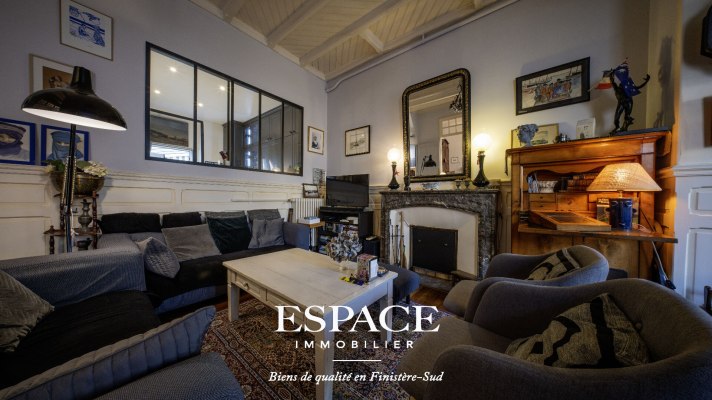 A vendre maison familiale avec garage et studio indépendant en plein centre-ville de Concarneau