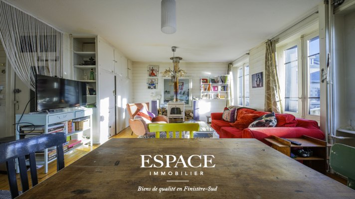 A vendre au centre-ville de Concarneau maison de charme &amp; emplacement prisé