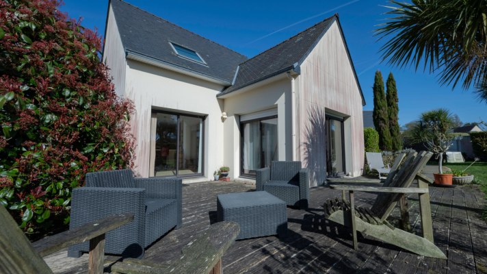 A vendre à Concarneau maison contemporaine proche des commodités et des plages du Cabellou