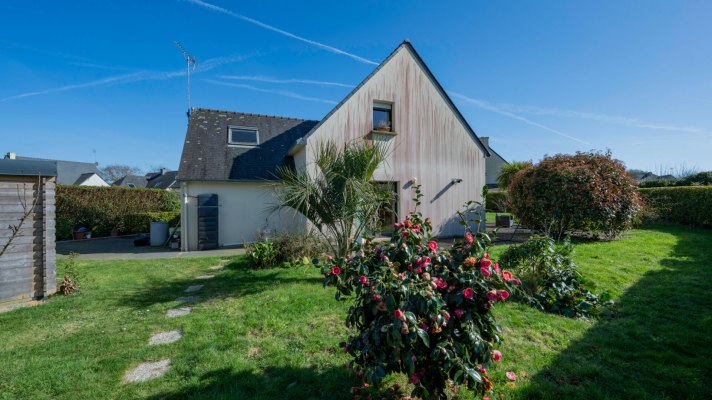 A vendre à Concarneau maison contemporaine proche des commodités et des plages du Cabellou