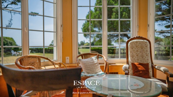 Concarneau - un écrin de nature en bord de mer - une demeure de charme à réinventer