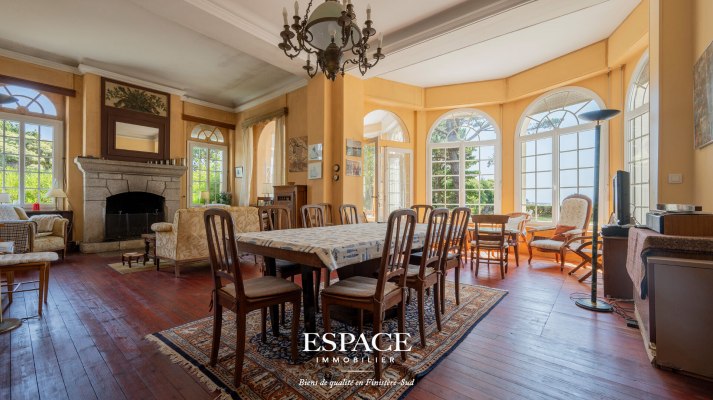 Concarneau - un écrin de nature en bord de mer - une demeure de charme à réinventer