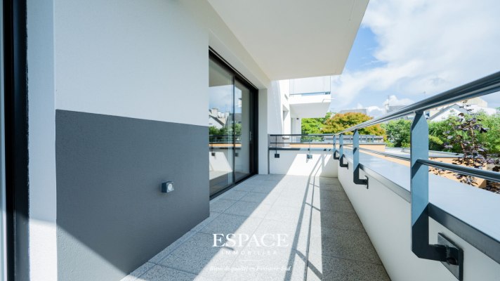 À vendre à Concarneau - Quartier de la Corniche - appartement T3 avec terrasse et garage