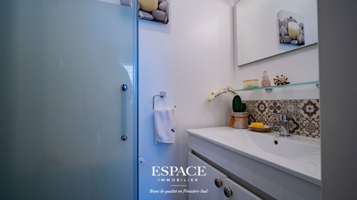 A vendre à Concarneau - contemporaine lumineuse et fonctionnelle de 2017 à deux pas de la voie verte