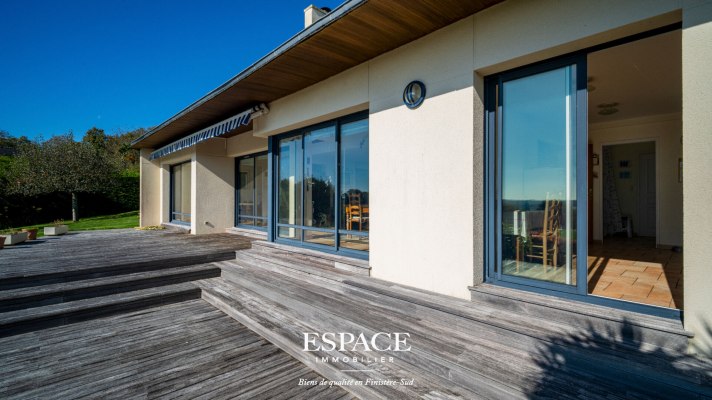 A vendre à la Foret-Fouesnant - Vue mer et Golf - maison familiale dans un cadre exceptionnel