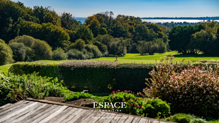 A vendre à la Foret-Fouesnant - Vue mer et Golf - maison familiale dans un cadre exceptionnel