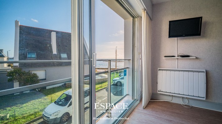 A vendre sur la Corniche de CONCARNEAU - studio avec aperçu mer à deux pas des plages