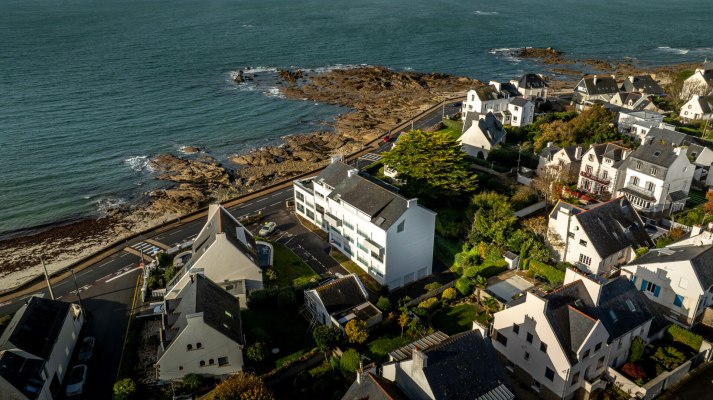 A vendre sur la Corniche de CONCARNEAU - studio avec aperçu mer à deux pas des plages