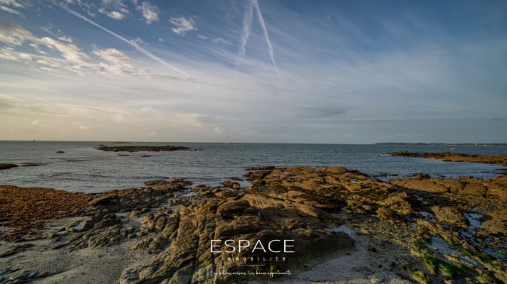 A vendre sur la Corniche de CONCARNEAU - studio avec aperçu mer à deux pas des plages