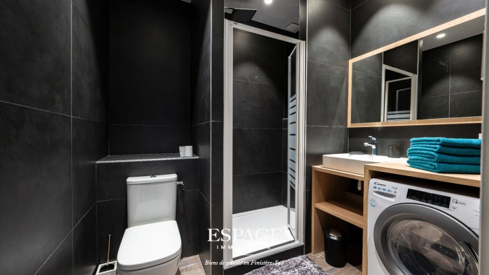 A vendre à Concarneau vue mer appartement contemporain 2 pièce(s) 46.47 m2 en rez de jardin