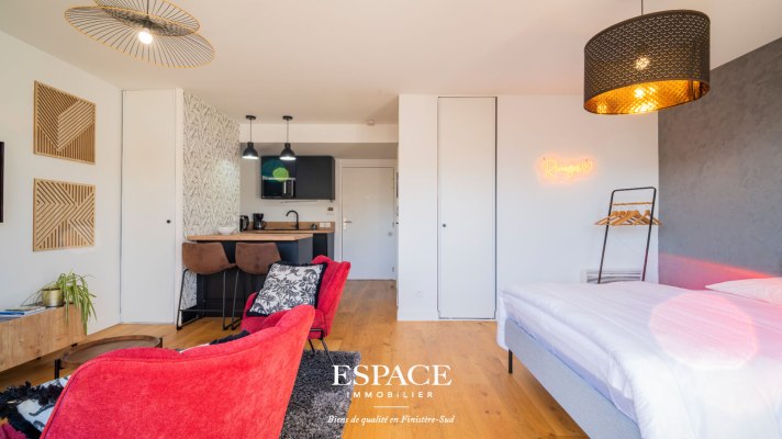 À vendre à CONCARNEAU - Bel appartement T1 avec balcon, prestations soignées et garage privatif