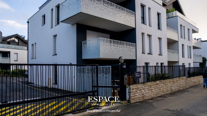 À vendre à CONCARNEAU - Bel appartement T1 avec balcon, prestations soignées et garage privatif