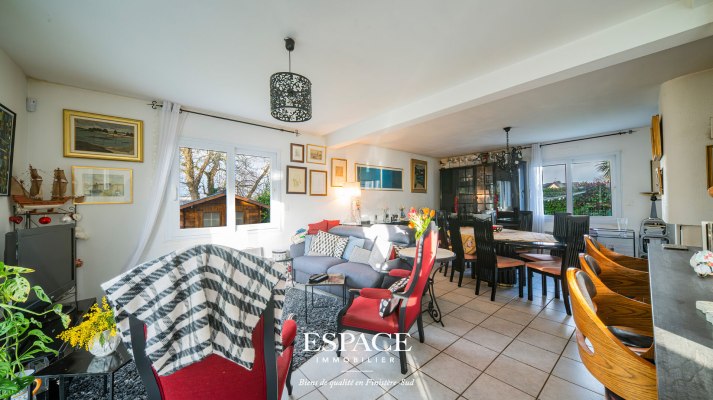 Concarneau Les Sables Blancs : maison contemporaine, volumes et proximité du littoral